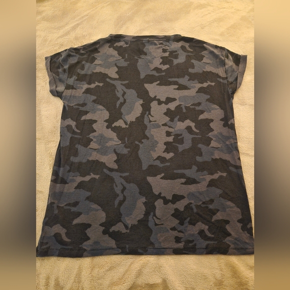 PRANA Cozy Up Hemp Blend Camo T-Shirt - Picture 6 of 6